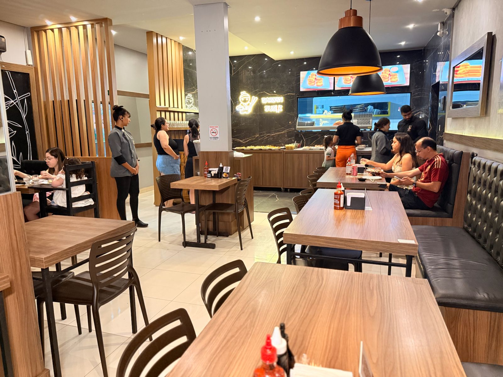Garden Sushi Ambiente